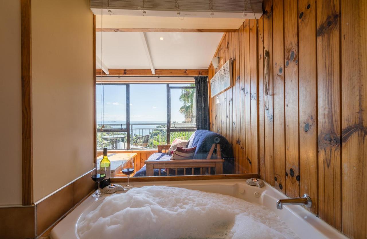 Supacute Character Cottage, Wifi, Sky Tv, Spa Bath, Spa Bath, Dble Kayak And Possibly A Car! Палм-Бич Экстерьер фото