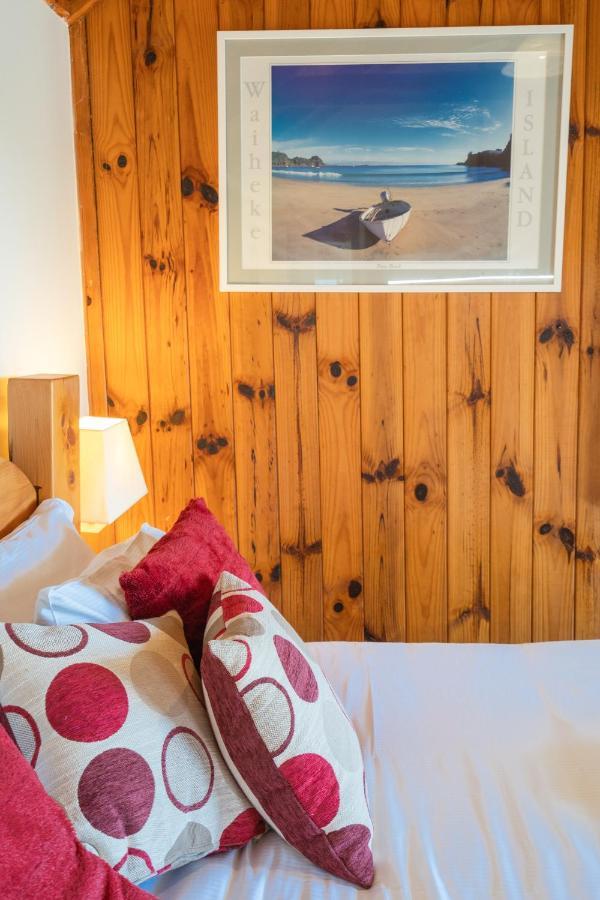 Supacute Character Cottage, Wifi, Sky Tv, Spa Bath, Spa Bath, Dble Kayak And Possibly A Car! Палм-Бич Экстерьер фото